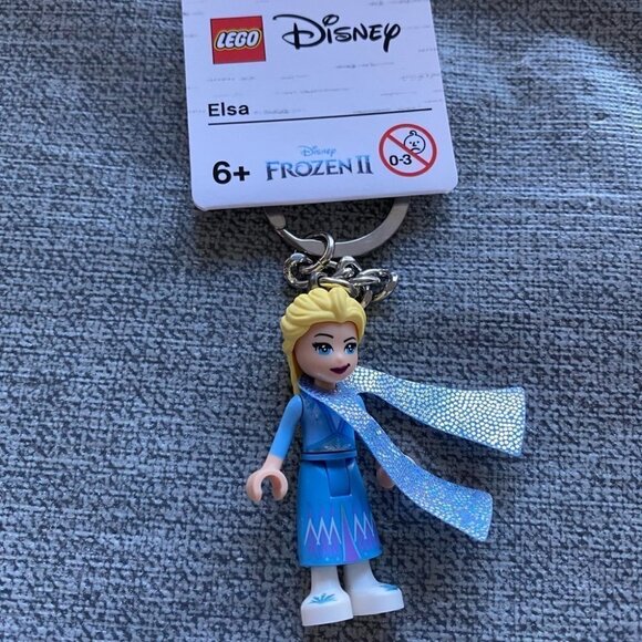 New LEGO Disney Frozen 2 Elsa Keychain - Picture 3 of 5